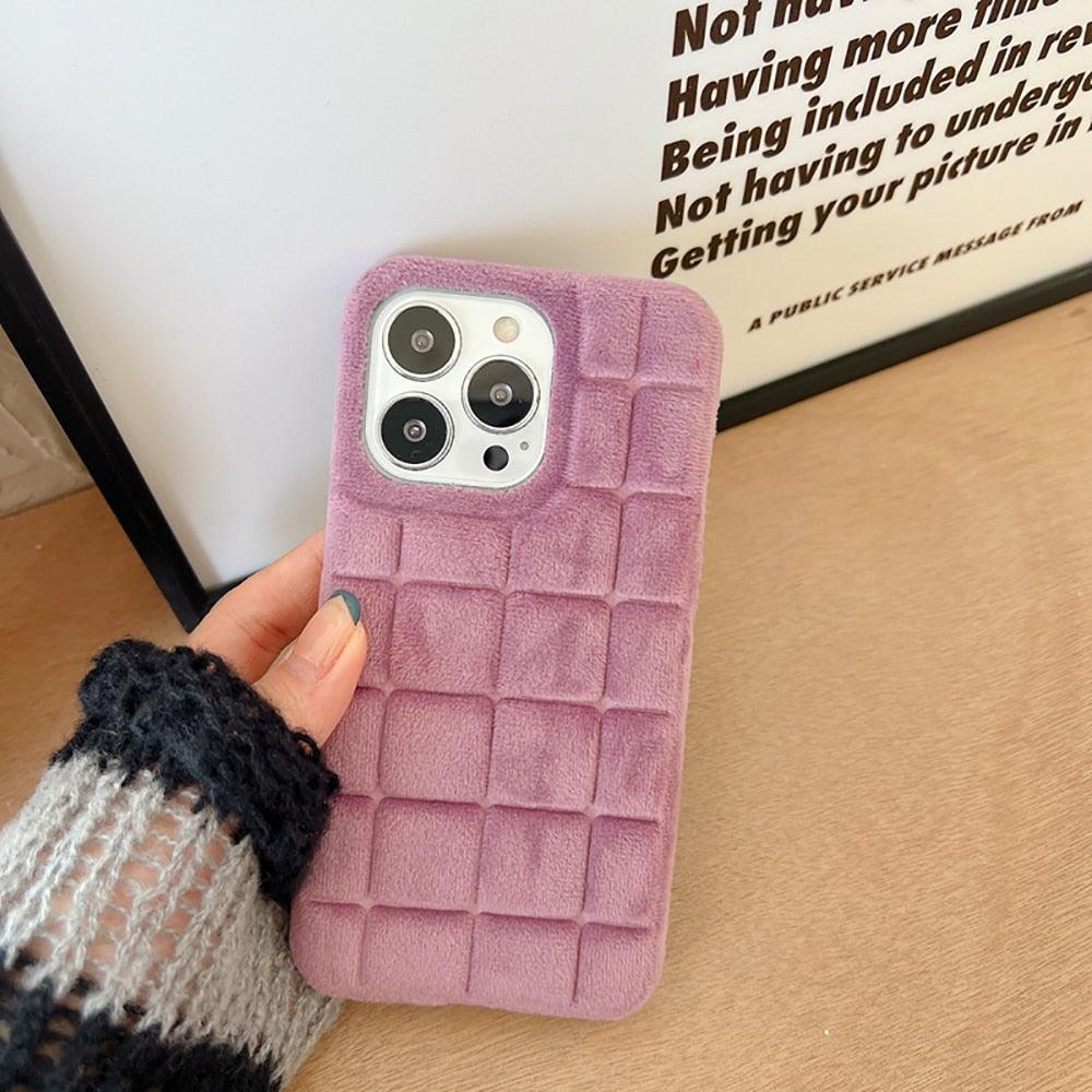 Coque de téléphone en fausse fourrure, chaude et moelleuse, à motif quadrillé, de couleur unie, pour iPhone 14 13 12 11 Pro Max Plus, coque arrière douce en silicone, antichoc, en fausse fourrure, pour iPhone