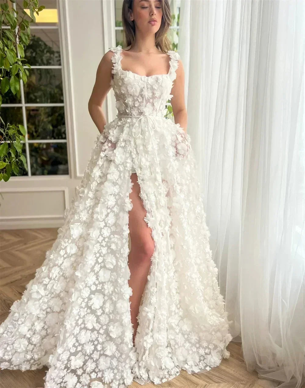 Robe de mariée Kyoto Beige | Robe à lacets en dentelle florale 3D -femstylo