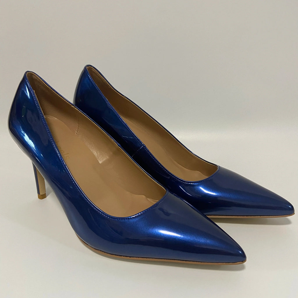 Jolies chaussures à talons hauts et sac