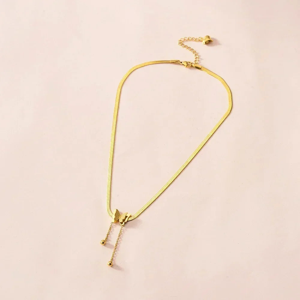 Collier avec pendentif carré de zircon rose luxueux pour femme, accessoire quotidien tendance et personnalisé, bijoux de fête, cadeaux d'anniversaire
