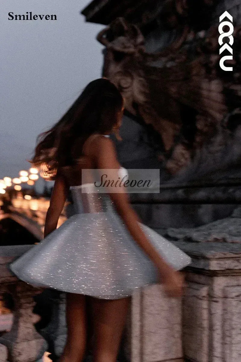 Robe de mariée courte Smileven, coupe trapèze, bustier en cœur, paillettes brillantes, mini robe de mariée, bustier en cœur, sur mesure.