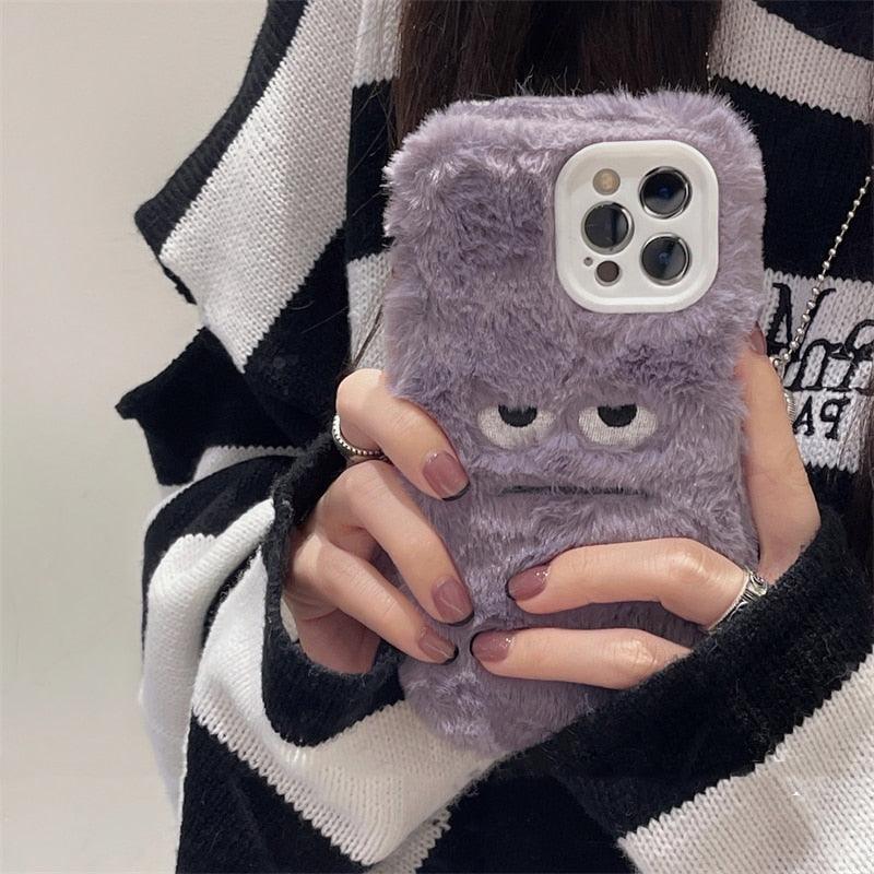 Étui de téléphone mignon et amusant en fourrure moelleuse pour iPhone 14 13 12 11 Pro Max Mini X Xs Xr 7 8 Plus Se 2020 Housse fille en peluche douce élégante et mignonne coque de téléphone douce et chaude pour l'hiver