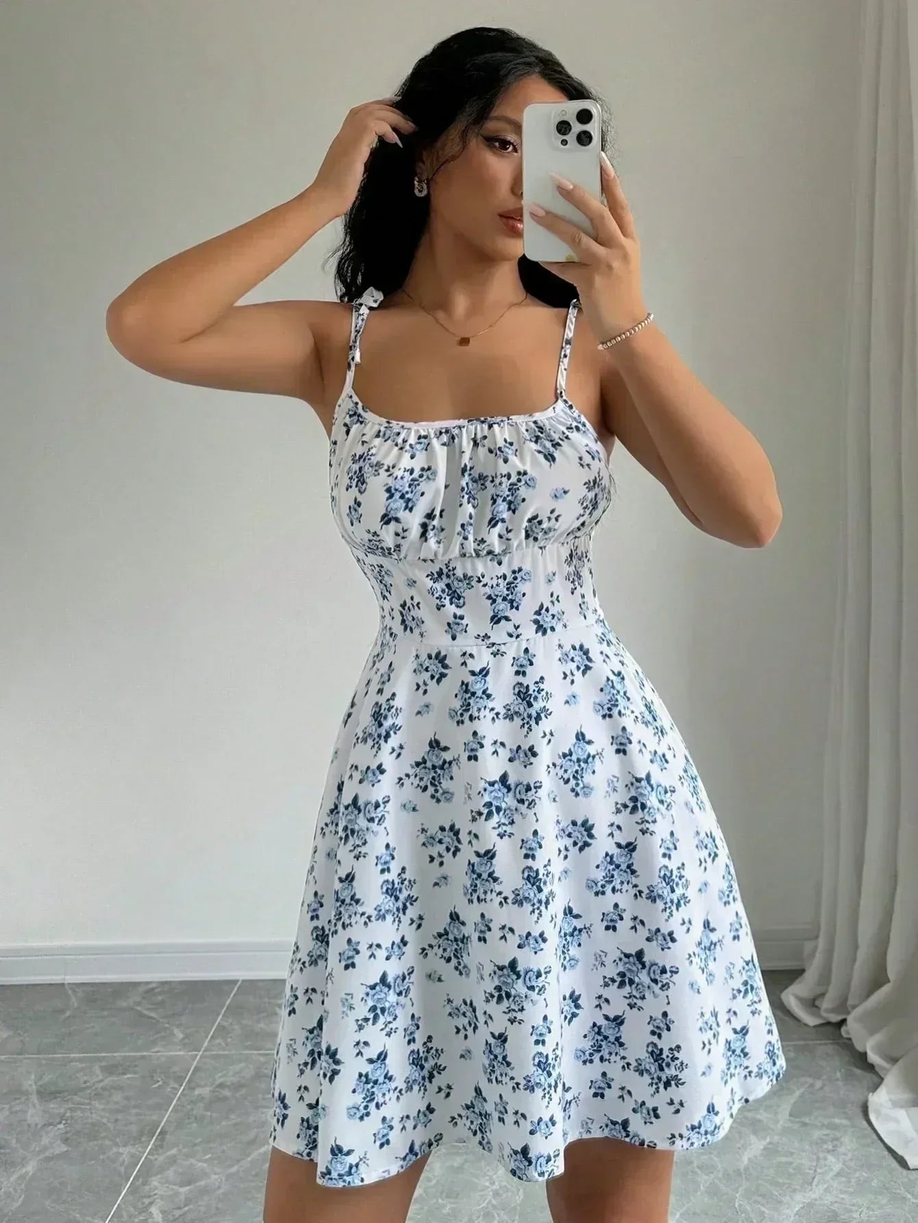 Robe Courte d'Été Fleurie à Bretelles Fines pour Femme,Robes Femme,Vêtements Femme,Robe Longue,Nouvelle Robe 2025