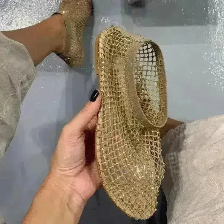 Sandales de luxe à bout rond et semelle plate