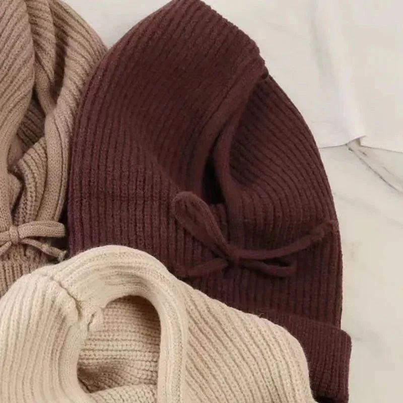 Cagoule tricotée à capuche d'hiver
