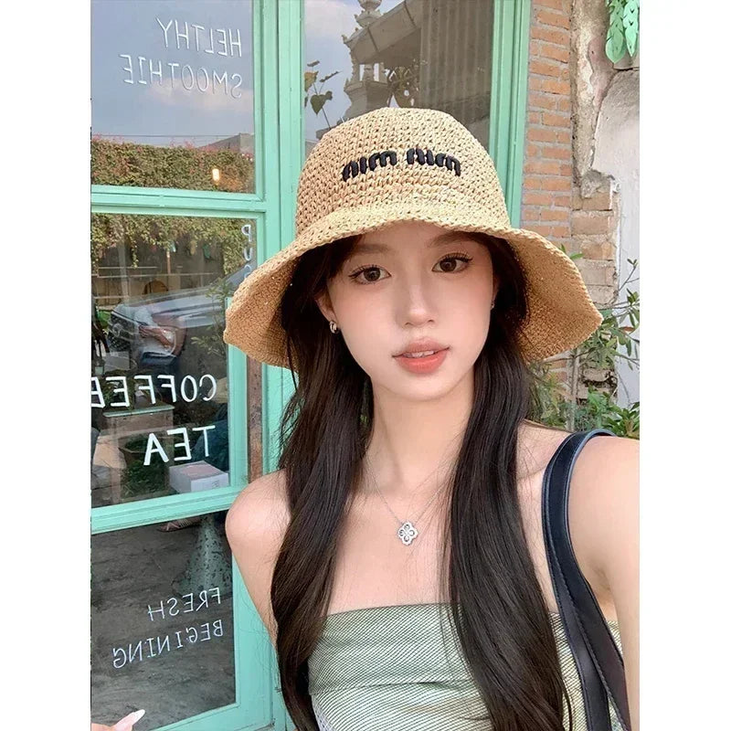 Chapeau de soleil en paille pour femmes 2025, grand bord large, pliable, pour la plage, style créateur, seau coréen pour l'extérieur