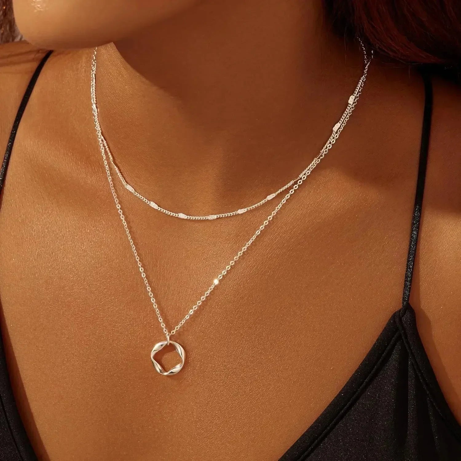 Colliers superposés en or pour femmes Collier empilable en plaqué or 14 carats et argent avec chaîne trombone et pendentif ras-du-cou pour femme
