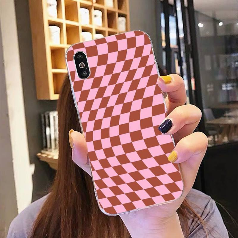Coque de téléphone à motif damier moderne et unique pour iPhone 11 12 13 Mini Pro Max, motif damier noir et blanc, coque élégante pour filles