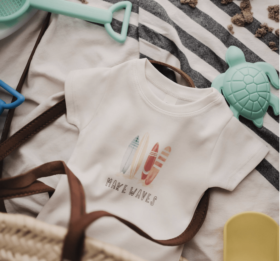 tee-shirt graphique | faire des vagues
