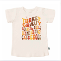 tee-shirt à motif | gratin de dinde à la sauce