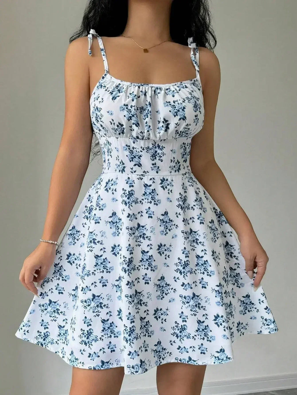 Robe Courte d'Été Fleurie à Bretelles Fines pour Femme,Robes Femme,Vêtements Femme,Robe Longue,Nouvelle Robe 2025