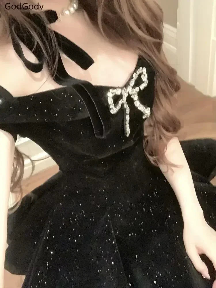 Robe noire vintage élégante pour femme - Robe mini rétro gothique à épaules dénudées pour femme - Tenues chic de fête d'anniversaire féeriques