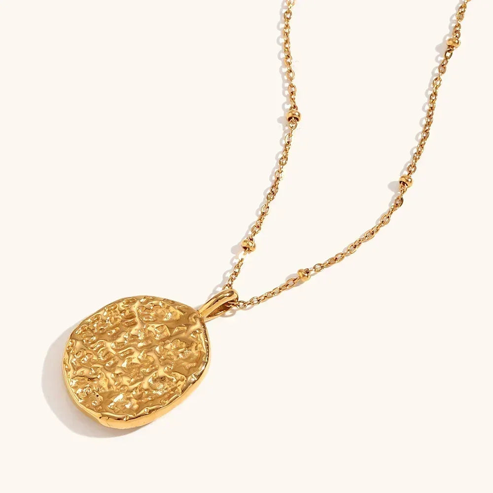 La. Muses Collier luxe rétro en acier inoxydable avec pendentif étoile lune en zircon cubique coloré, étanche