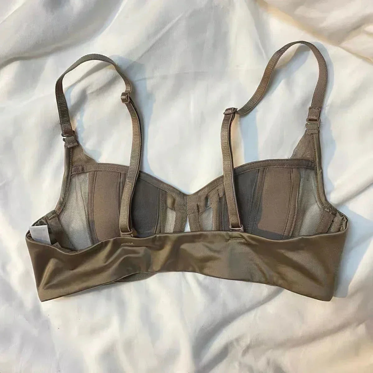 Soutien-gorge pigeonnant sexy pour petites poitrines – Armature à fermeture frontale - Femstylo