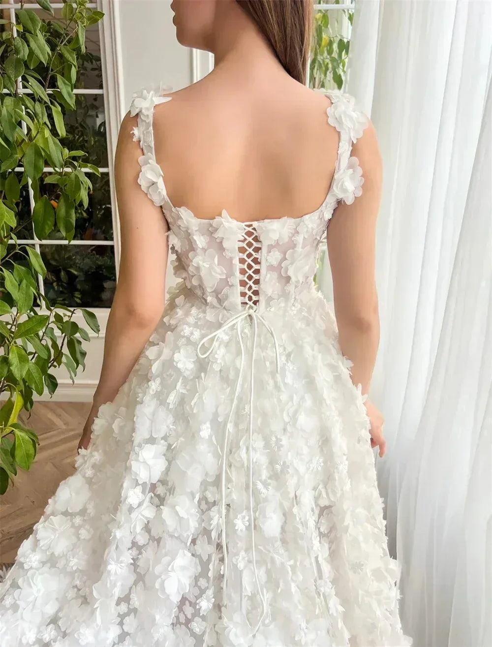Robe de mariée Kyoto Beige | Robe à lacets en dentelle florale 3D -femstylo