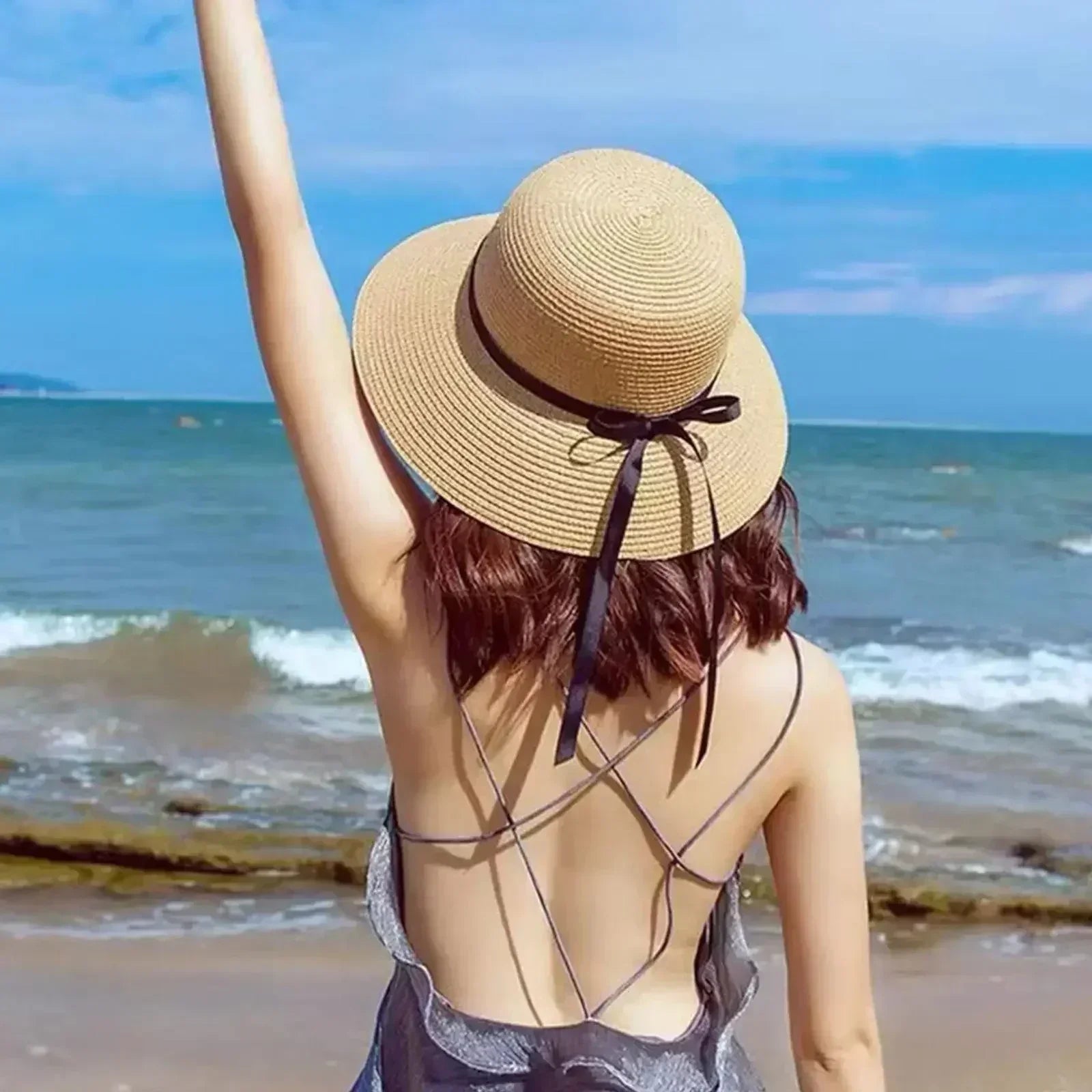 Chapeau de paille d'été à large bord, pliable, protection UV, pour femme, idéal pour la plage ou les voyages.