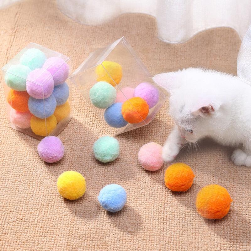 Lot de 12 jouets amusants pour chat, balles extensibles en peluche, jouets colorés interactifs pour chatons, fournitures pour animaux de compagnie, balles en peluche pour l'entraînement et le jeu des chatons