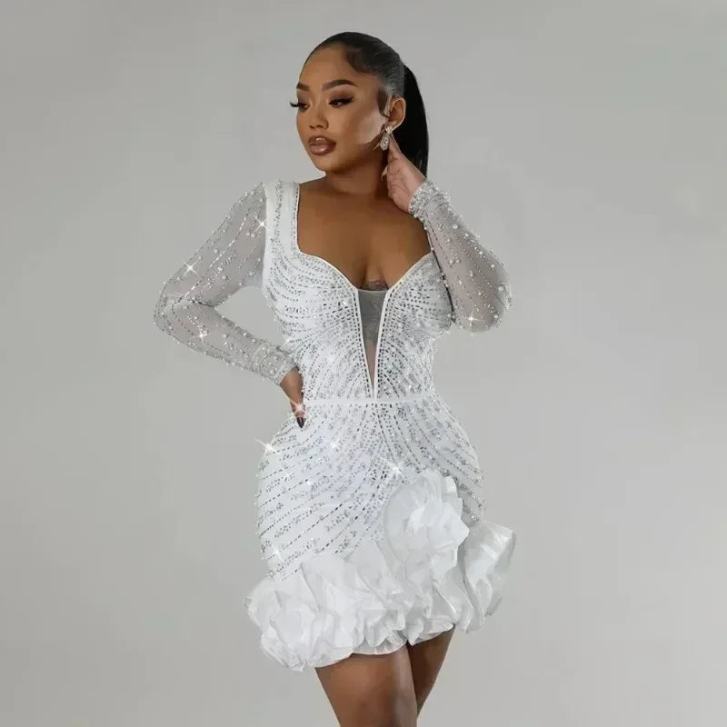 Robes de soirée 2025 Perles Diamants Manches Longues Volants pour femmes Robe de bal brillante élégante pour invitée de mariage Occasion Célébration Anniversaire