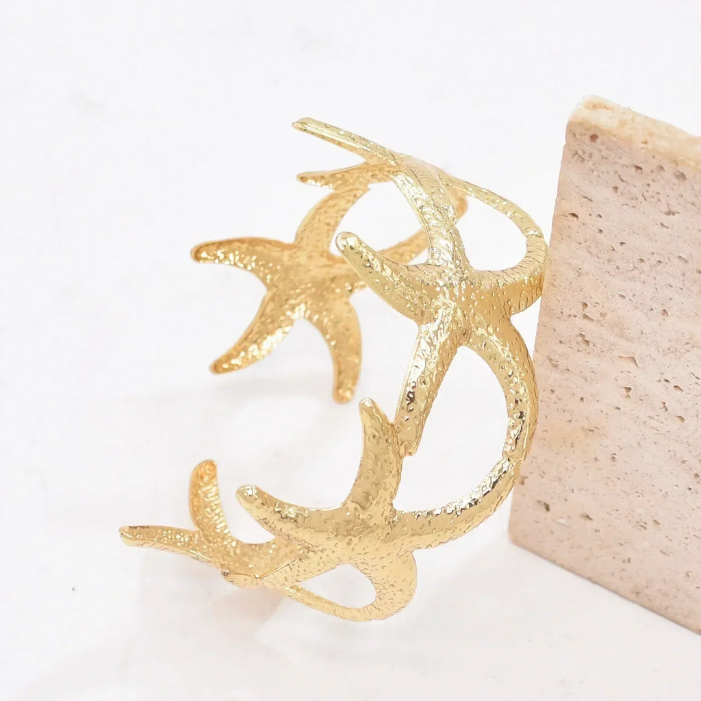 Nouveau bracelet de bras 2 étoiles de mer en alliage doré à la mode pour femmes, idéal pour l'été, la plage, les fêtes dansantes. Manchette, bracelets, accessoires de bijoux, cadeaux