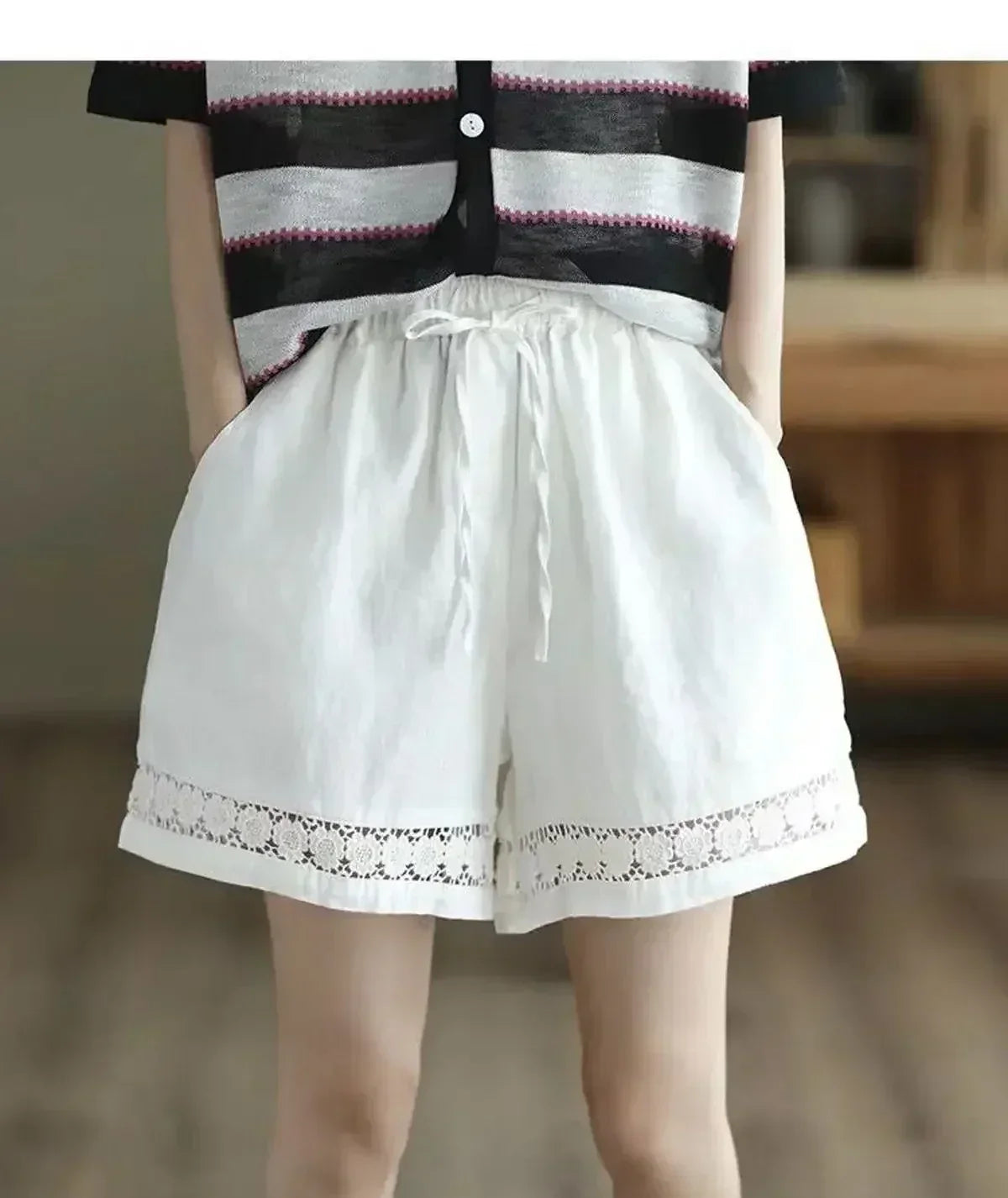 Short en coton et lin vintage taille haute élastique avec ceinture à nouer, brodé ajouré et coupe droite décontractée