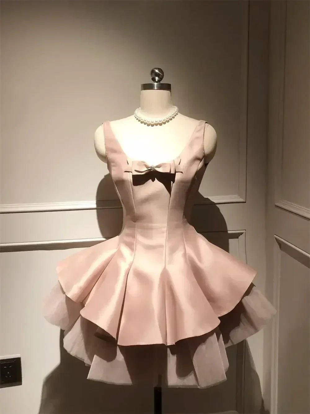 Robe noire vintage élégante pour femme - Robe mini rétro gothique à épaules dénudées pour femme - Tenues chic de fête d'anniversaire féeriques