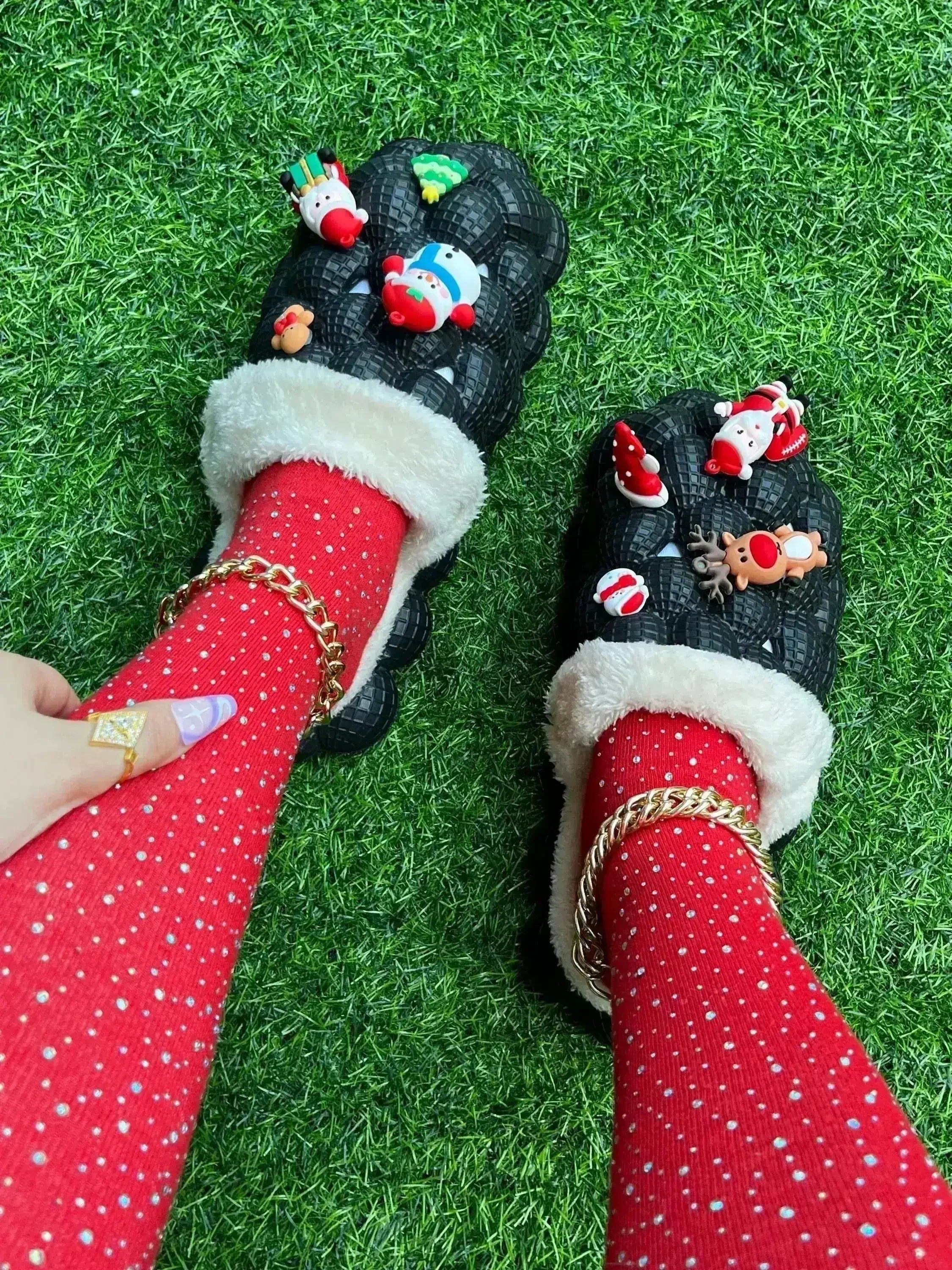 Chaussons en fausse fourrure pour Noël Drôles de chaussons à bulles DIY