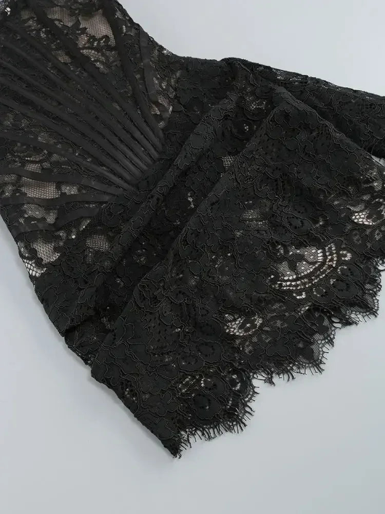 TARUXY Robe Corset Sexy en Dentelle Transparente et Patchwork, Robe Moulante Élégante de Soirée, Mini Robe Irrégulière pour Femme, Robe Bustier Nouvelle Collection