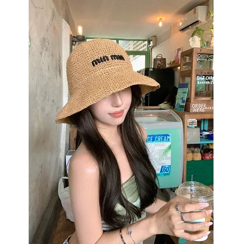 Chapeau de soleil en paille pour femmes 2025, grand bord large, pliable, pour la plage, style créateur, seau coréen pour l'extérieur