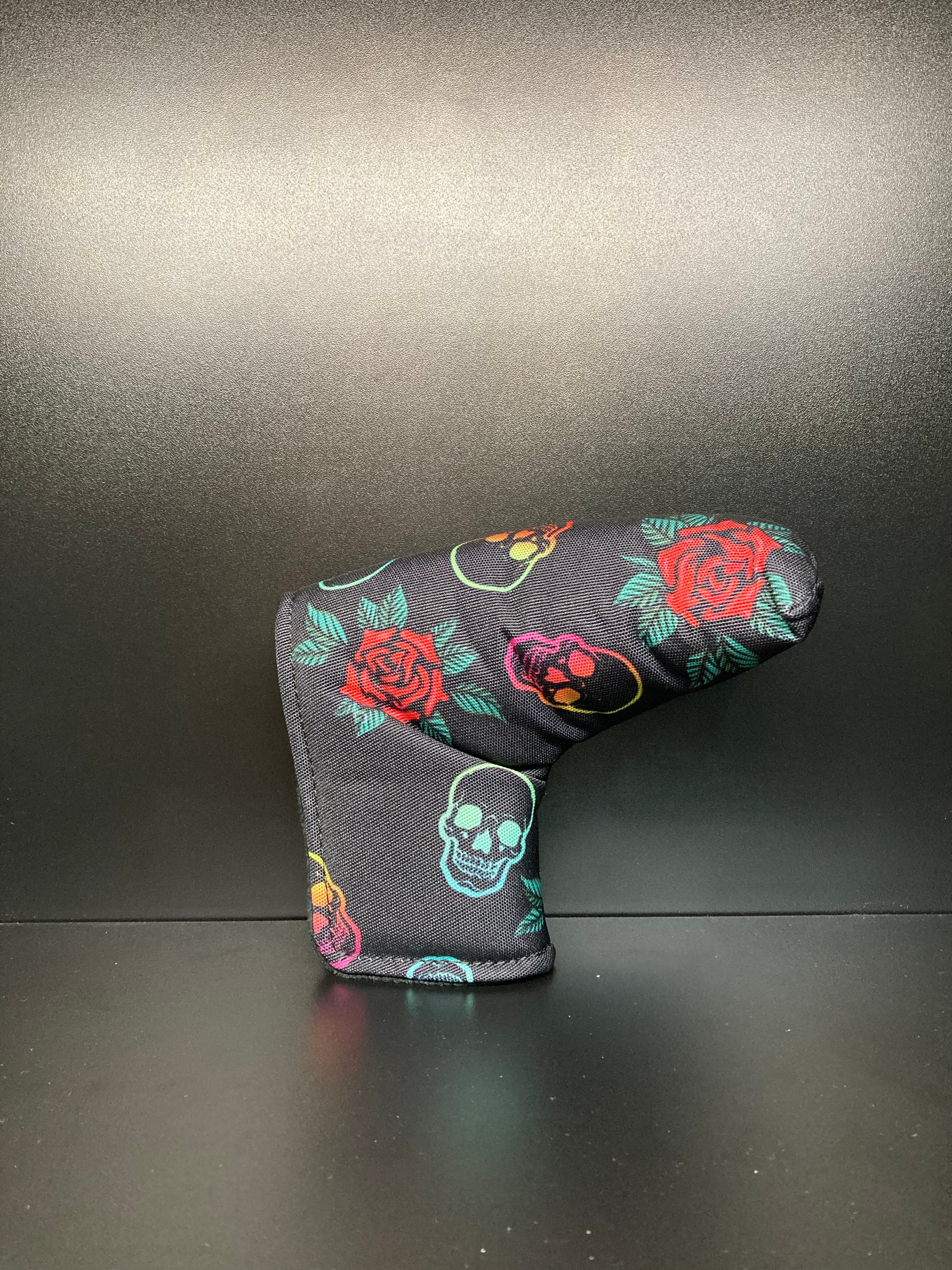 Cache-tête en toile Skulls & Roses