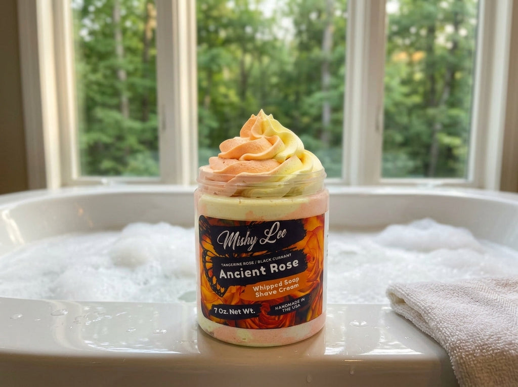 Crème fouettée et crème à raser Ancienne Rose