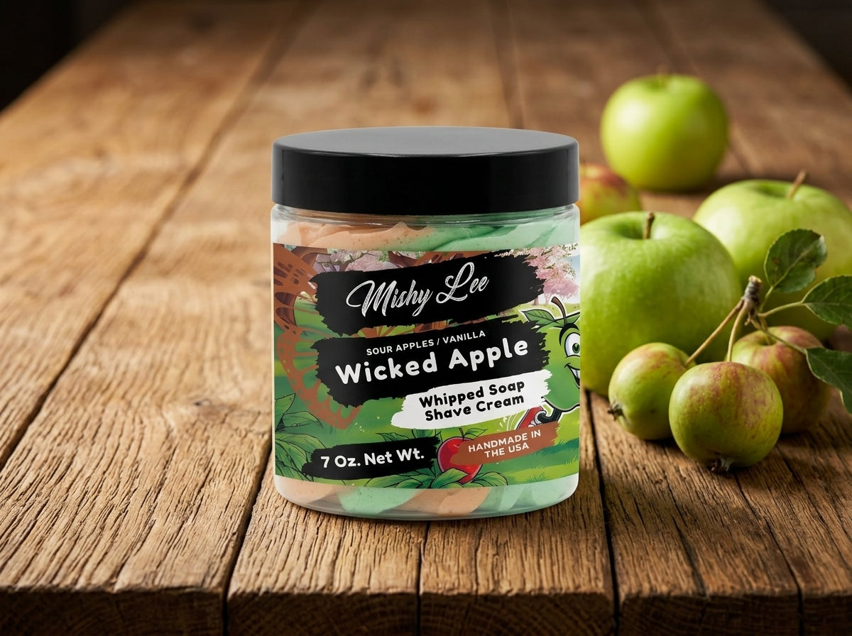 Crème fouettée et savon de rasage pomme endiablée