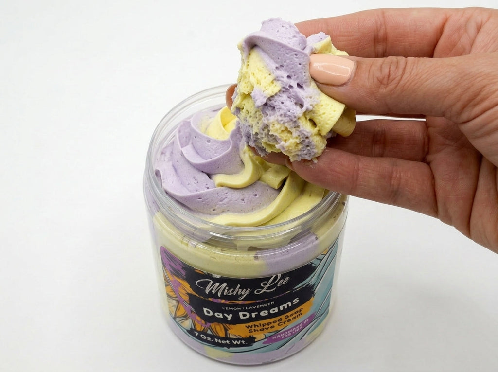 Day Dreams Savon Fouetté et Crème à Raser