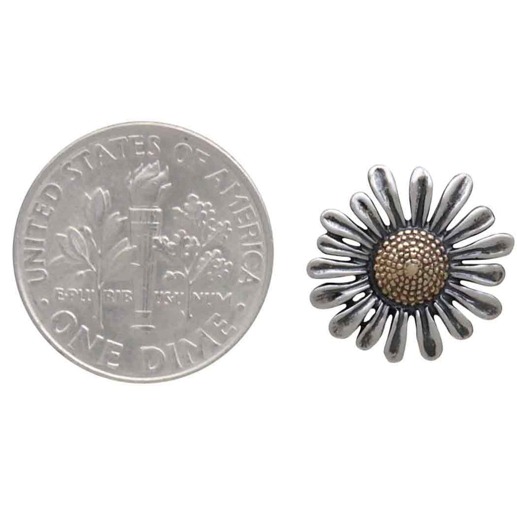 Boucles d'oreilles clous marguerite en métaux mélangés 13x13mm