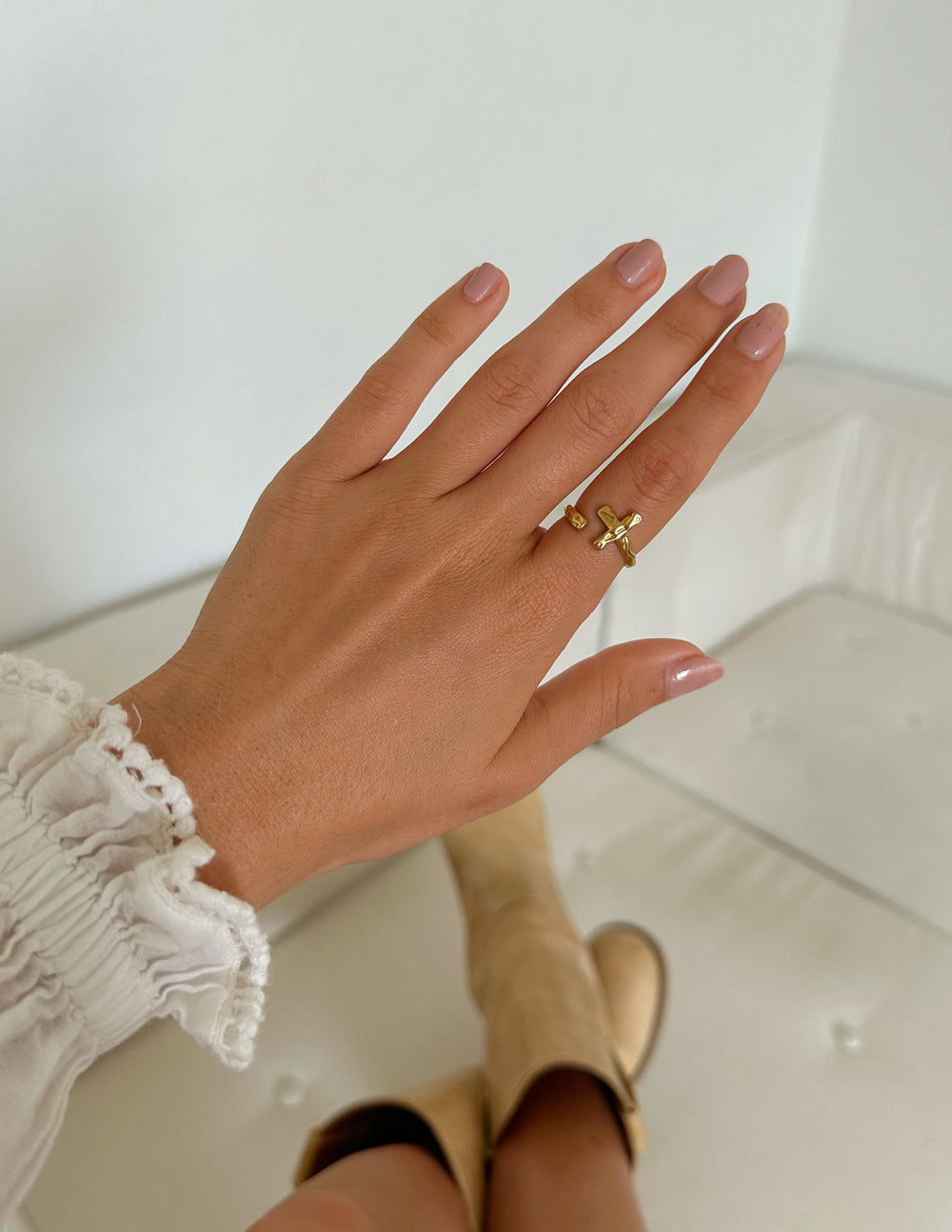 Bague croisée texturée enveloppante