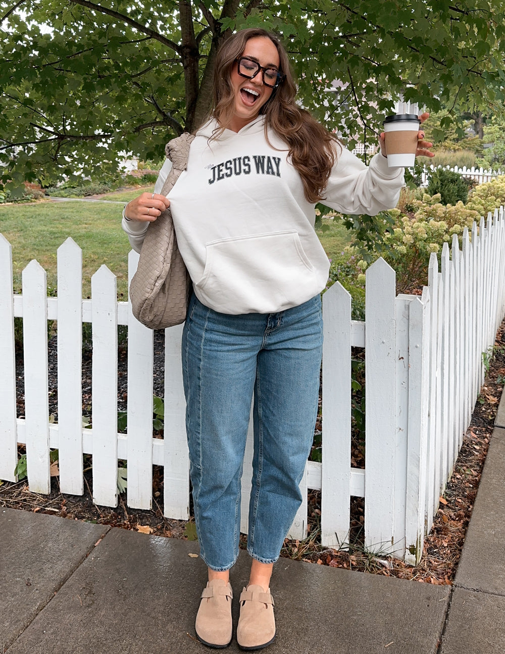 Le sweat à capuche unisexe The Jesus Way