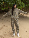 Le sweat à capuche unisexe The Sacrifice Camo