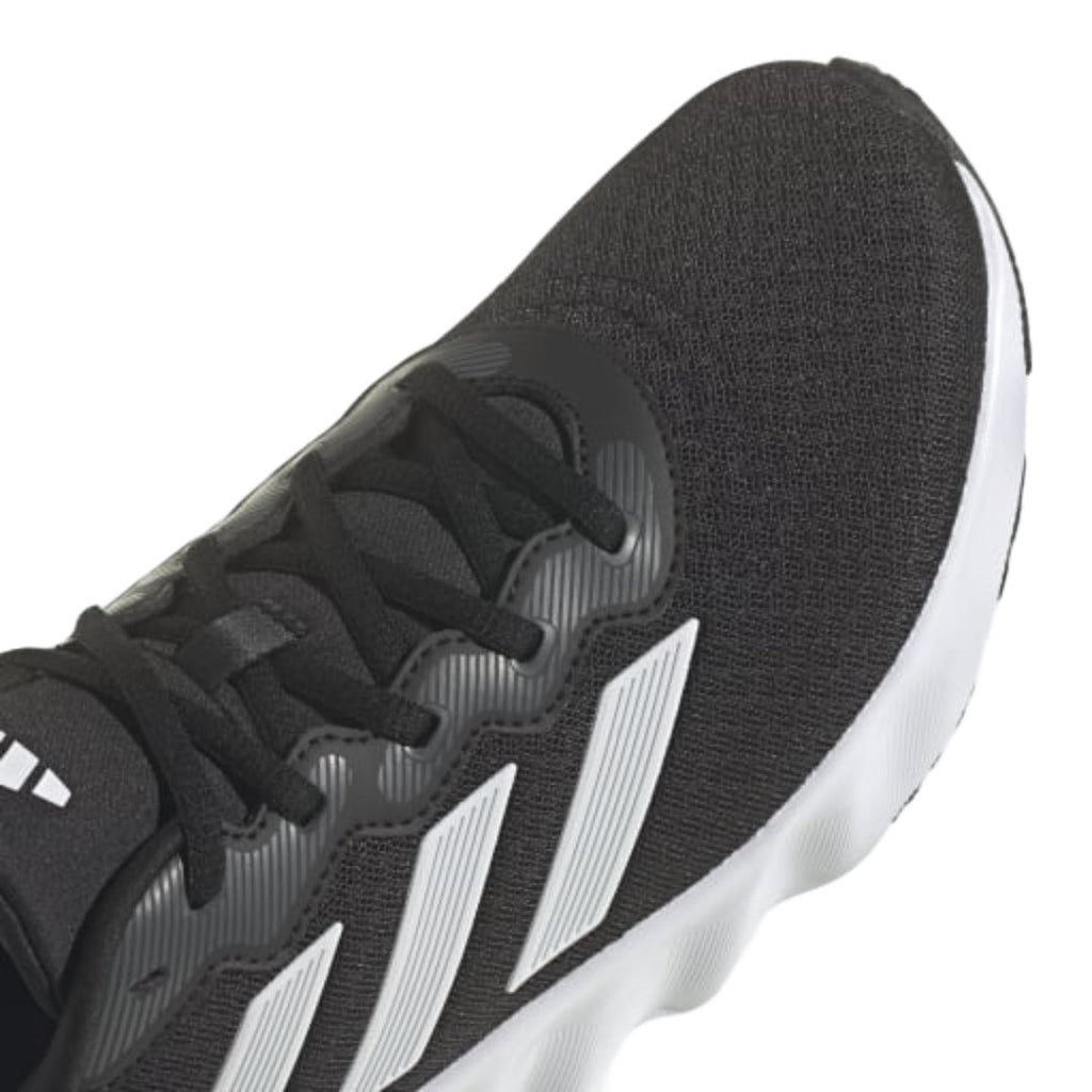 Baskets de course unisexe adidas Switch Move U