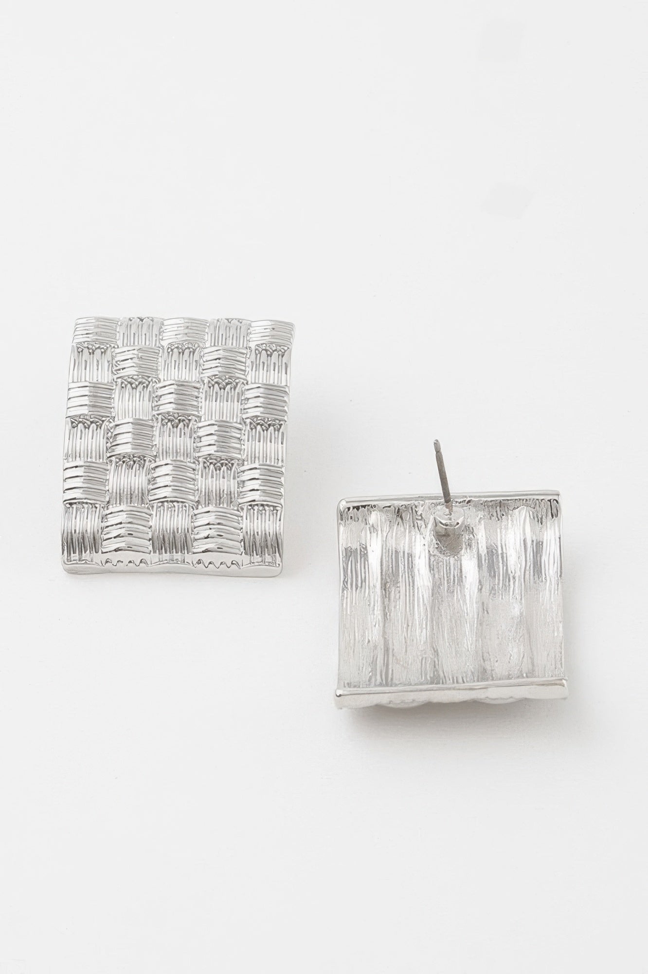 Boucles d'oreilles plates hachurées