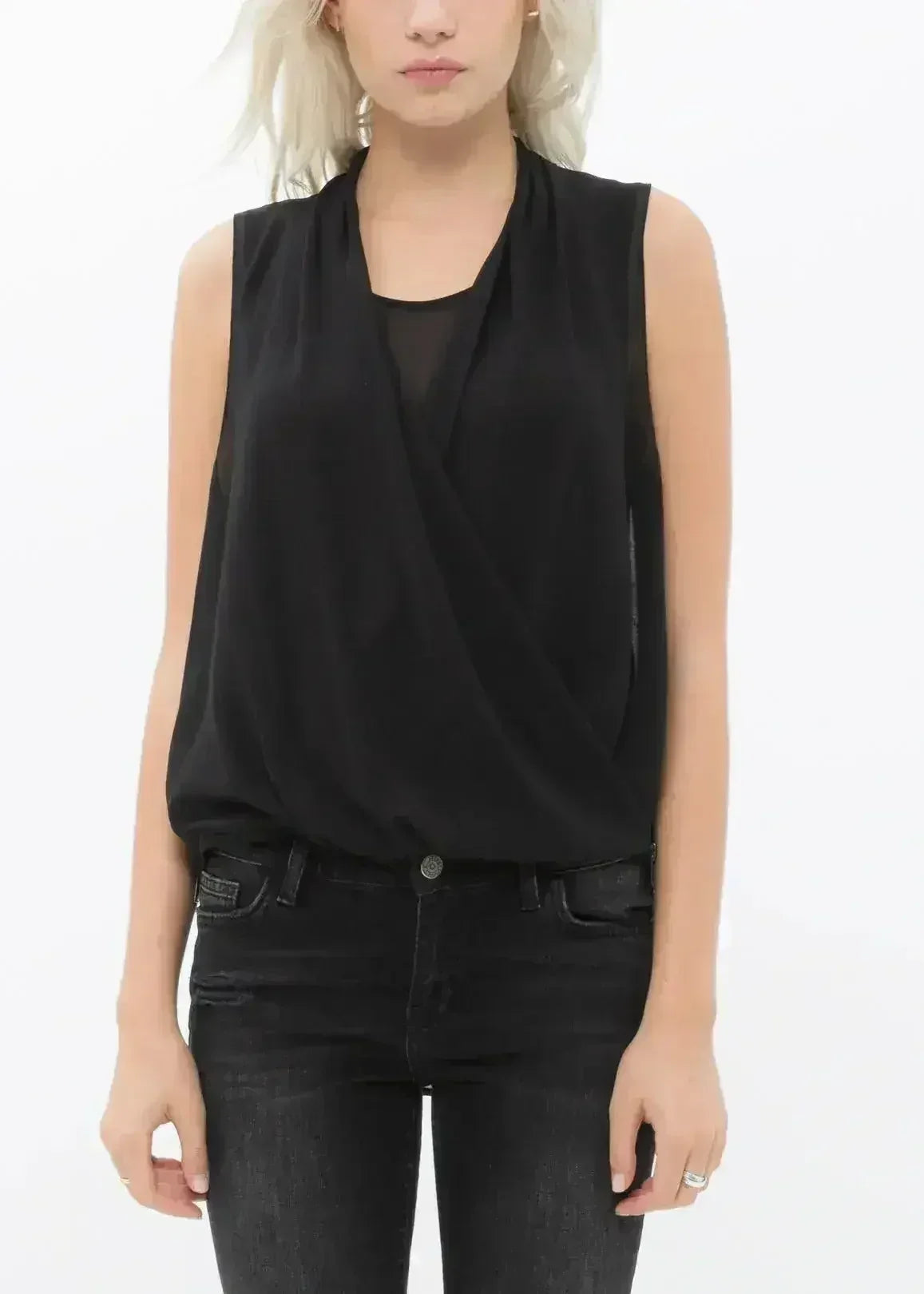 Chemisier sans manches Cache-cœur noir pour femme | Femstylo