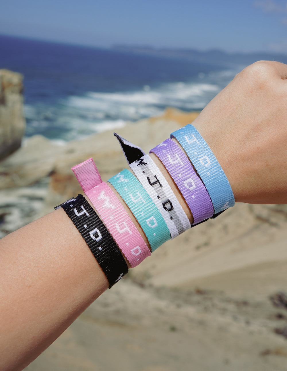 Lot de bracelets WWJD
