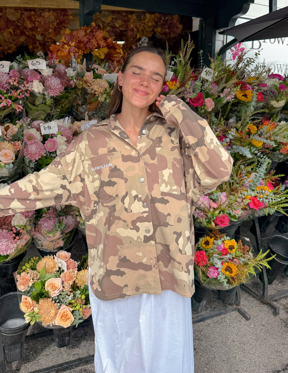 Veste chemise camouflage « Quel ami en Jésus »