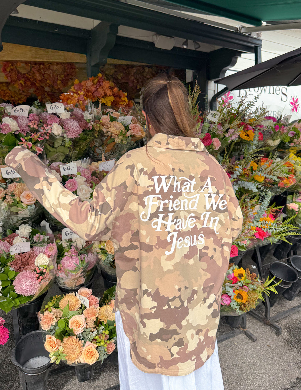 Veste chemise camouflage « Quel ami en Jésus »