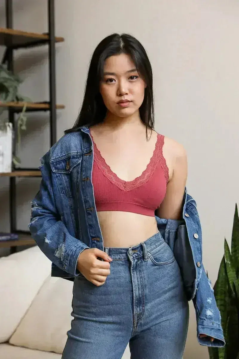 Bralette rembourrée bordée de dentelle – Soutien-gorge confortable au quotidien | Femstylo