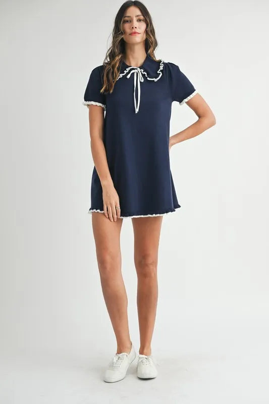 Mini-robe pour femme en maille fine à col volanté – Mini-robe volantée, Robe en maille fine, Robe à col, Mini-robe féminine, Robe en maille chic