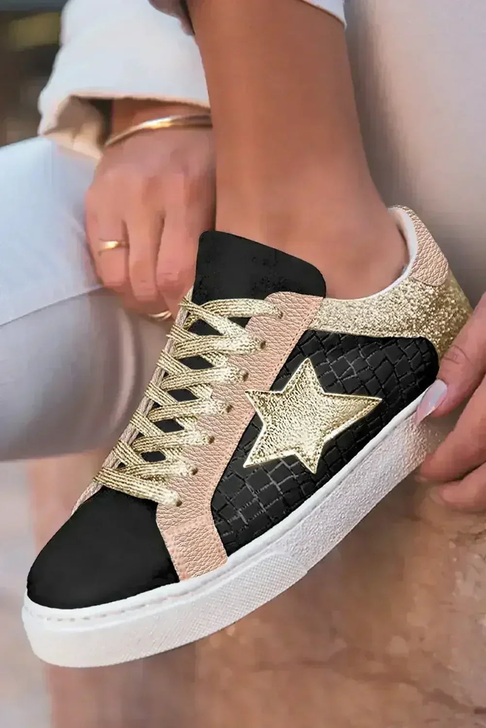 Baskets à lacets en similicuir PU à motif étoiles à paillettes dorées