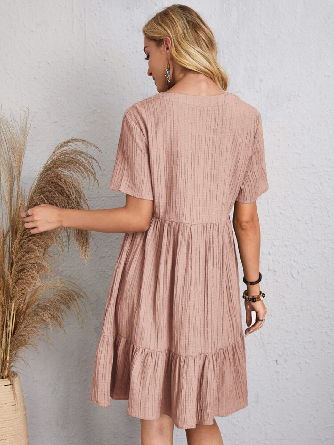 Robe Classique Col V Manches Courtes Décontractée et Confortable pour Femmes