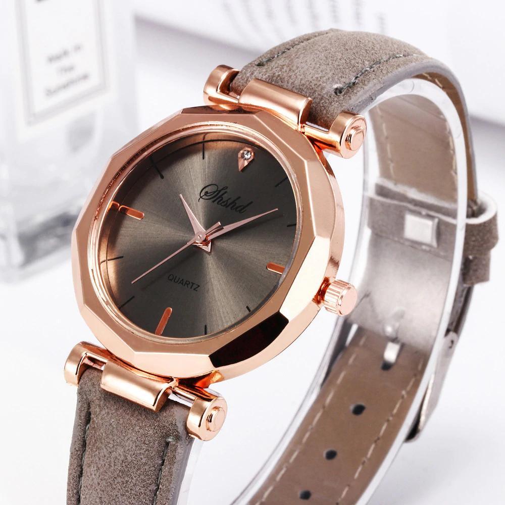 Montre Femme Strass Mode Exquis Montre Femme Cuir Décontracté Luxe Analogique Quartz Cristal Montre-bracelet Bracelet Montre Pour Femmes et Filles
