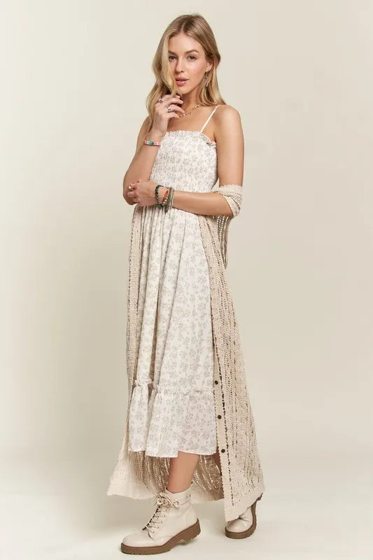 Robe caraco froncée à imprimé floral et ourlet volanté pour femme – Robe caraco fluide froncée à imprimé floral d'inspiration bohème avec ourlet volanté et ludique