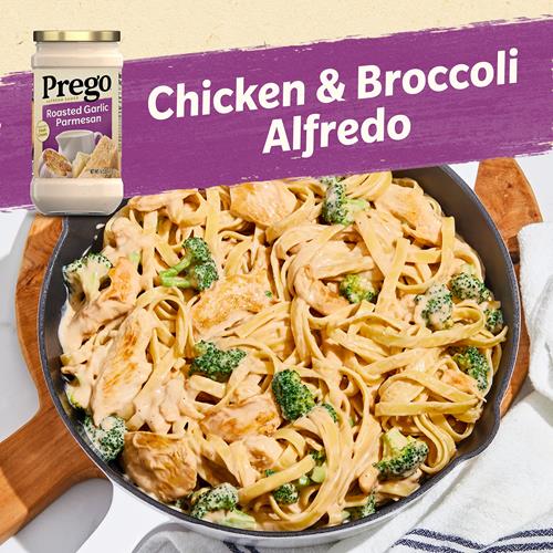 Sauce Alfredo Prego avec ail rôti et fromage parmesan, pot de 411 g
