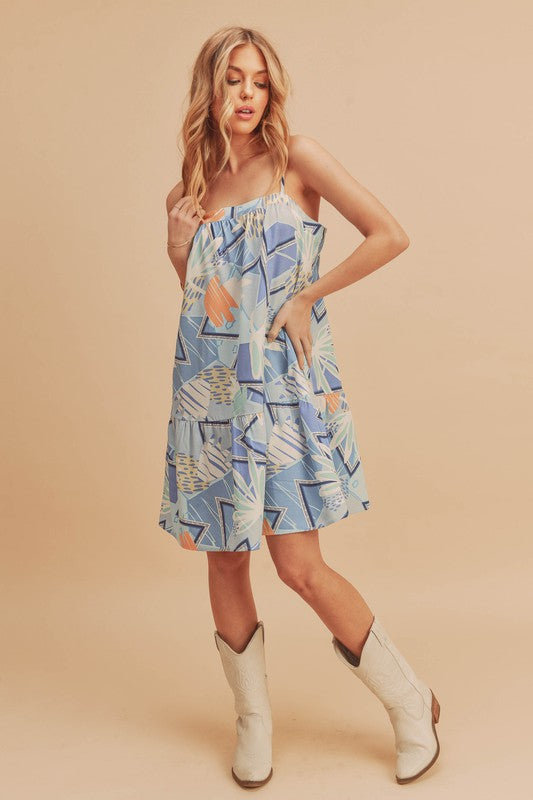 Nouvelle robe courte à bretelles imprimée à col carré et ourlet volanté pour femme – Robe courte élégante et chic à col carré avec ourlet volanté féminin